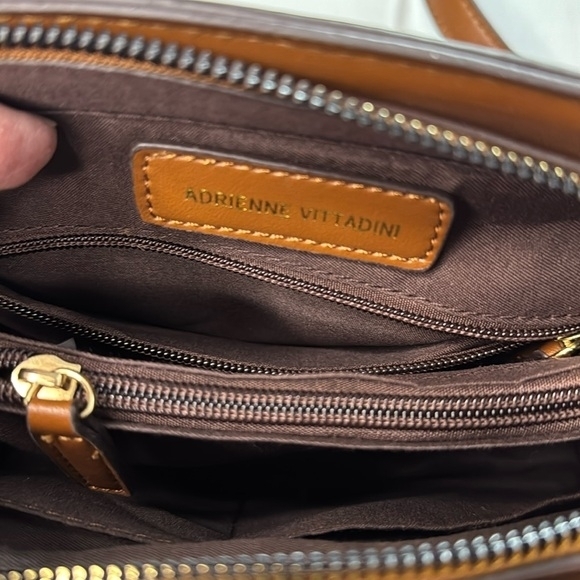 Adrienne Vittadini Brown Striped Crossbody Bag - Picture 6 of 9
